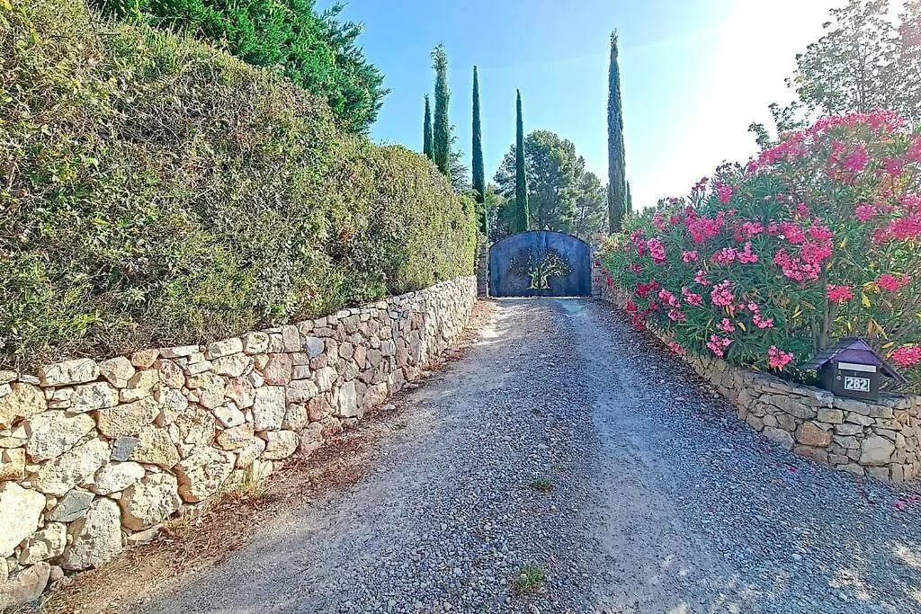 Aux Trois Cypres Salernes En Provence Villa France