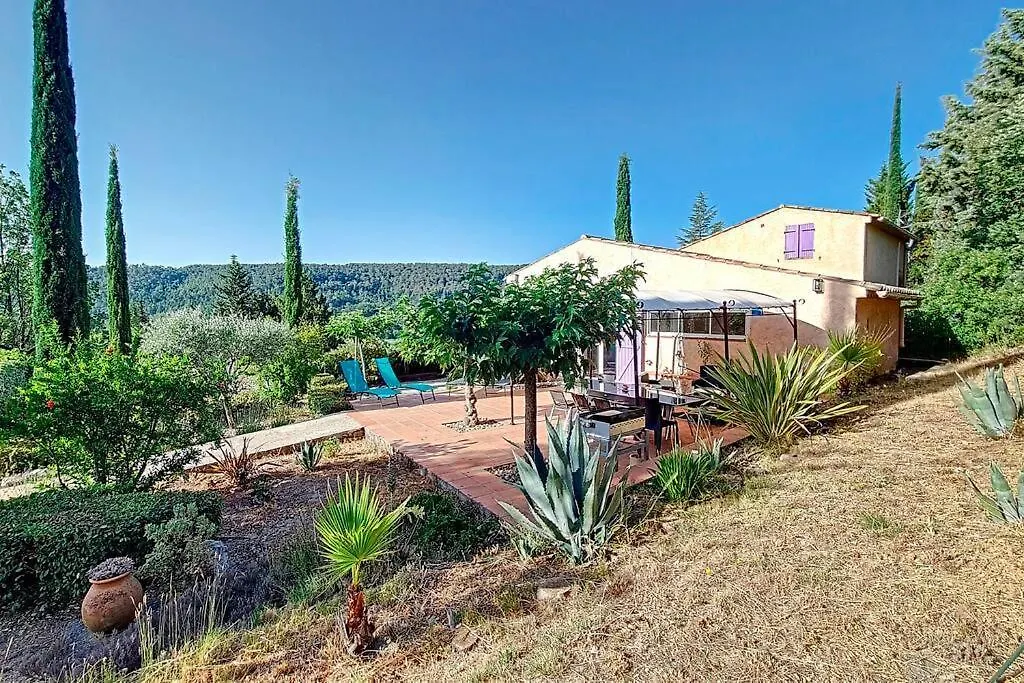 Aux Trois Cypres Salernes En Provence Villa