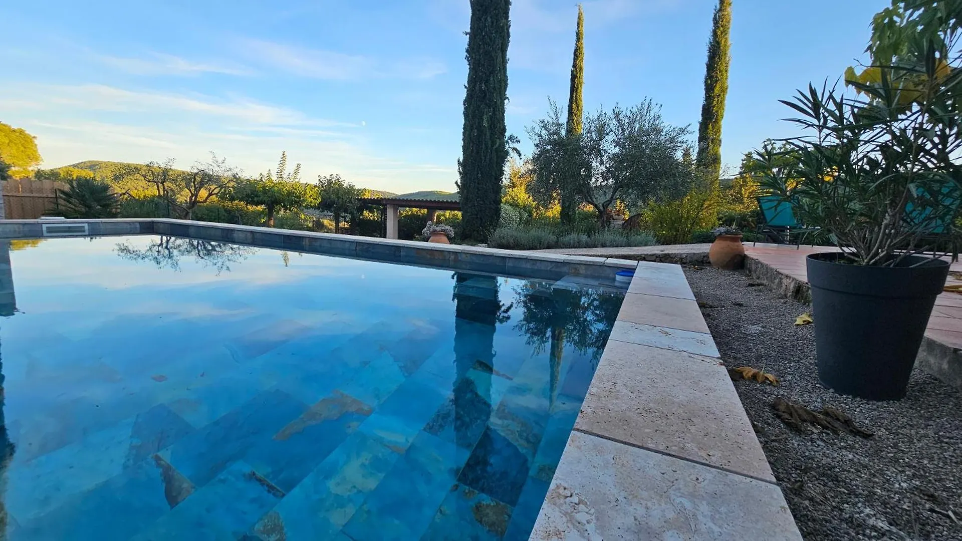 Aux Trois Cypres Salernes En Provence Villa 0*,